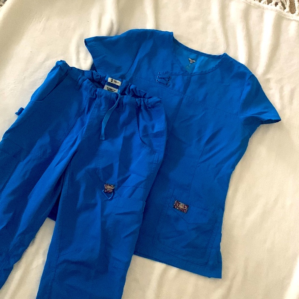 Koi scrub set
